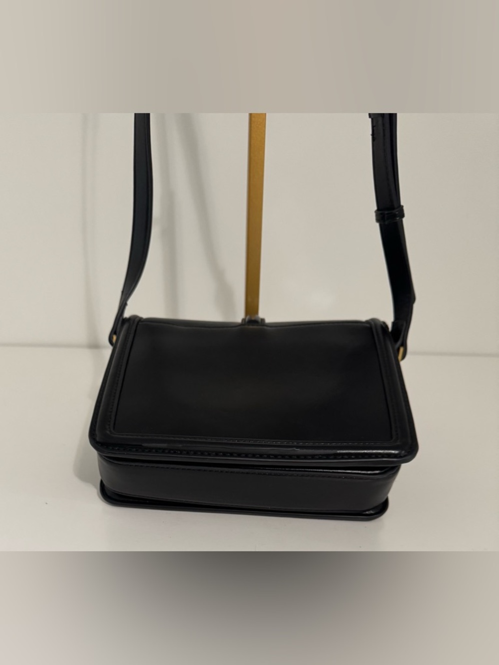MANGO Rectangle Piece Classic Black Leather Crossbody Bag with Gold Accent NWOT - Picture 10 of 12